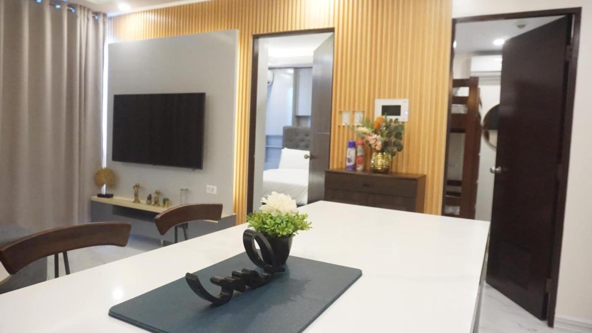 One Madison Tower 3 Deluxe Condo: Megaworld Boulevard Retreat Iloilo City Exterior photo